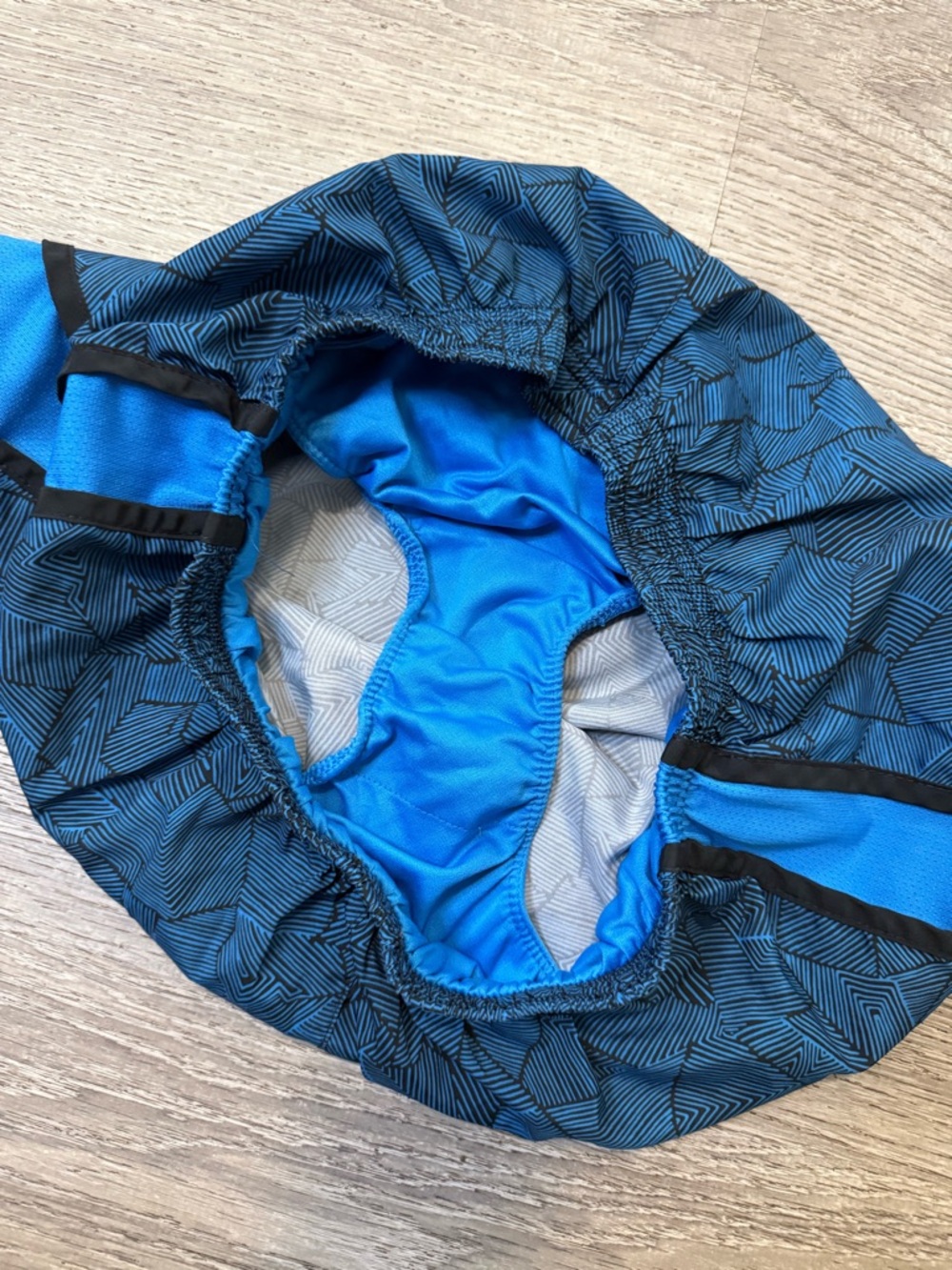 •NIKE• RUNNING SHORTS - Picture 4 of 6